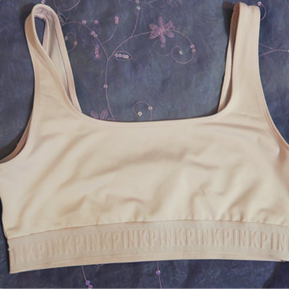 PINK Victoria's Secret ultimate unlined sports bra size large.